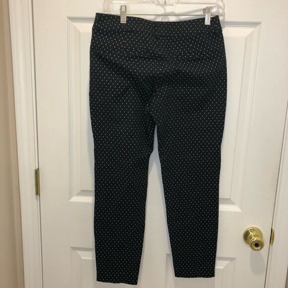 Old Navy black with white polka dot mid rise pants slacks, size 4 regular - Picture 6 of 11